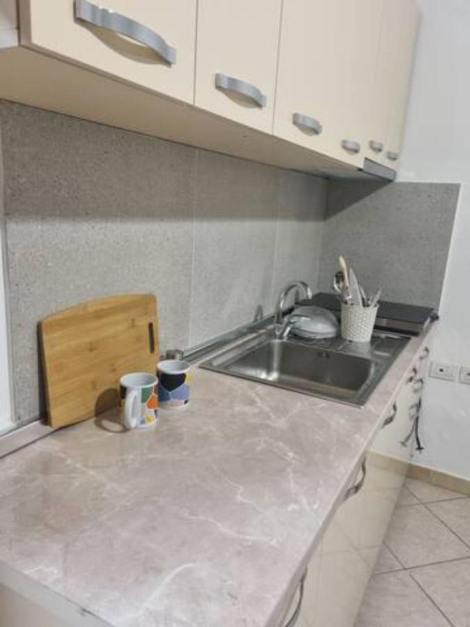 #Beautiful New Apartment,Studio- Close Tirana City Center Экстерьер фото